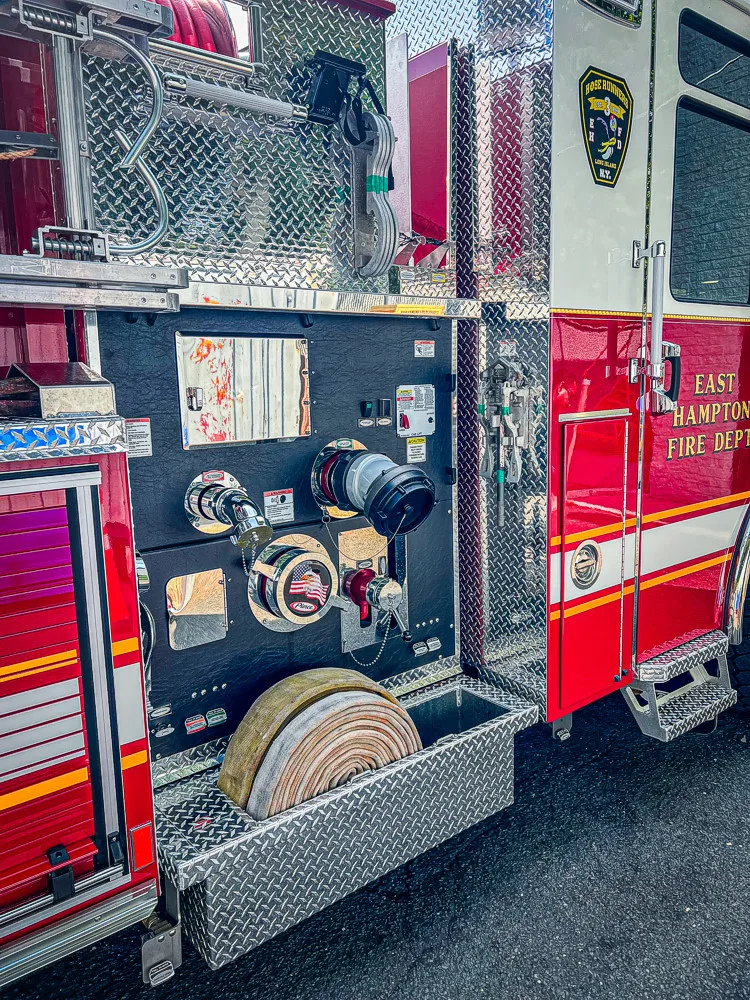 Pierce Enforcer Pumper exterior view, photo 27 of 29