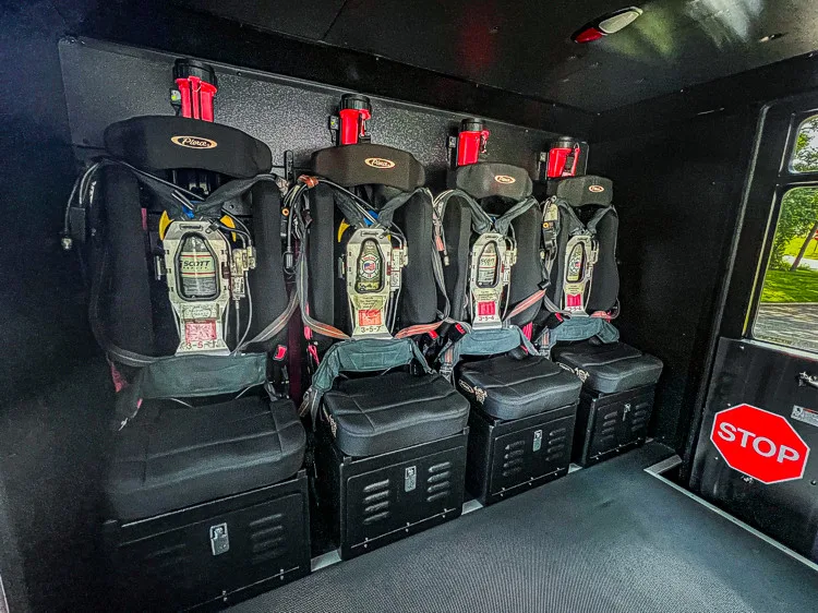 Pierce Enforcer Pumper exterior view, photo 29 of 31