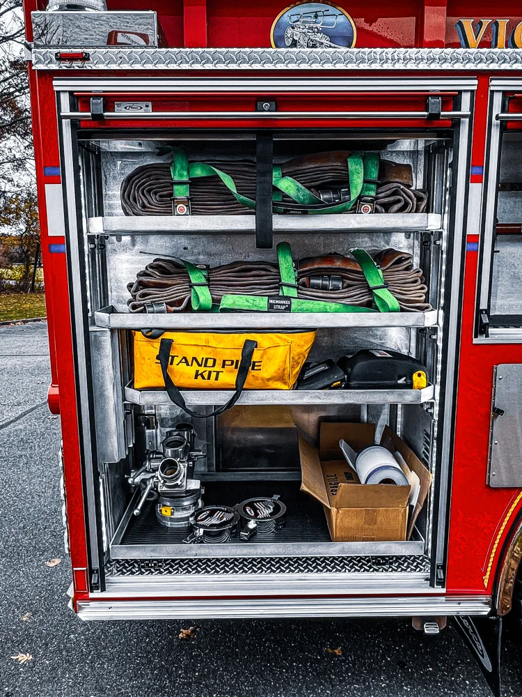 Pierce Enforcer Pumper exterior view, photo 15 of 42