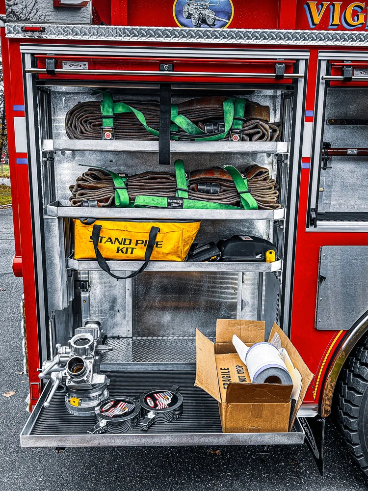 Pierce Enforcer Pumper exterior view, photo 16 of 42