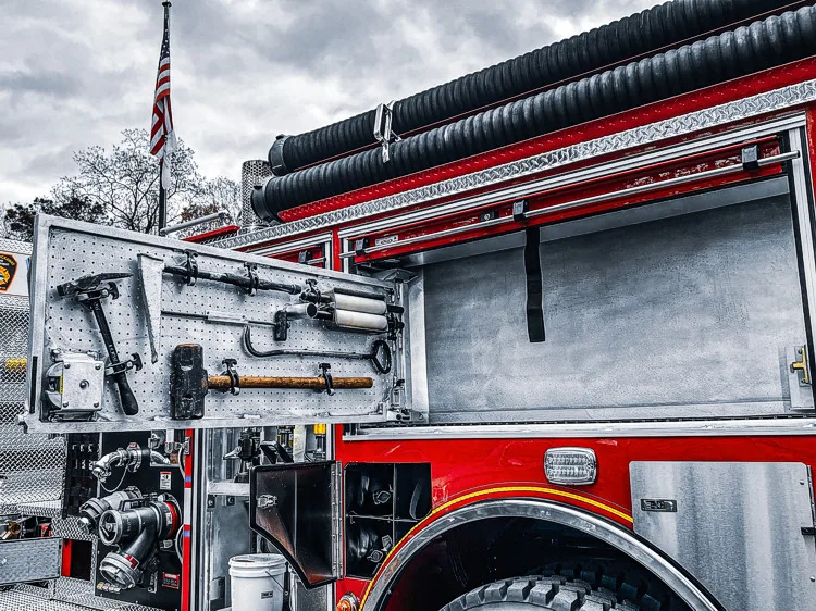 Pierce Enforcer Pumper exterior view, photo 26 of 42