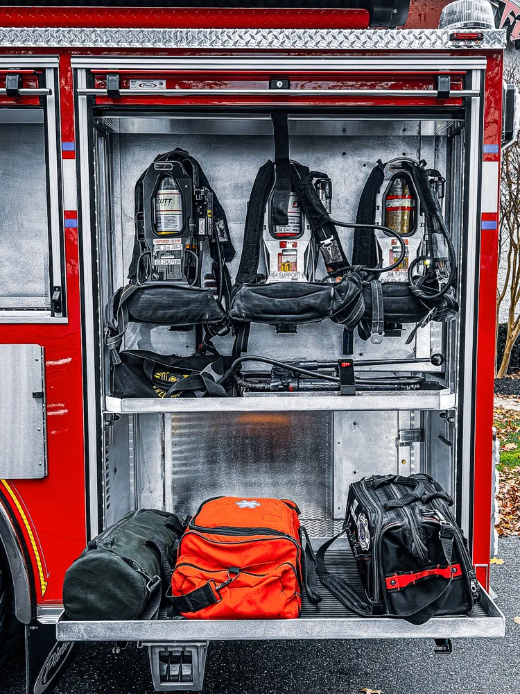 Pierce Enforcer Pumper exterior view, photo 28 of 42