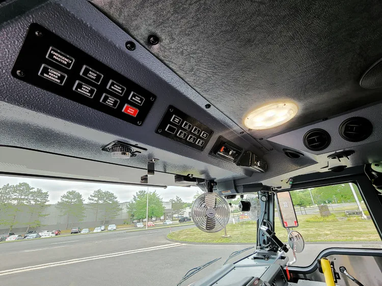 Pierce Velocity Aerial exterior view, photo 11 of 28