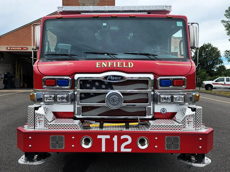 Pierce Velocity Aerial exterior view, photo 2 of 28