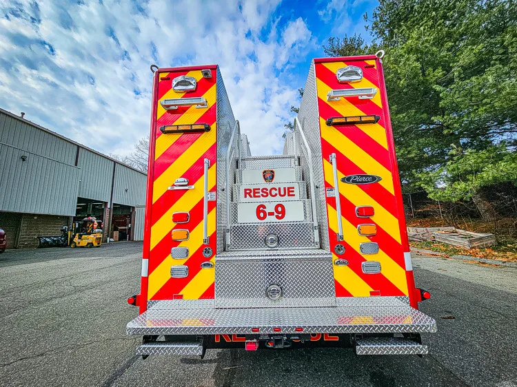 Pierce Enforcer Rescue exterior view, photo 67 of 73