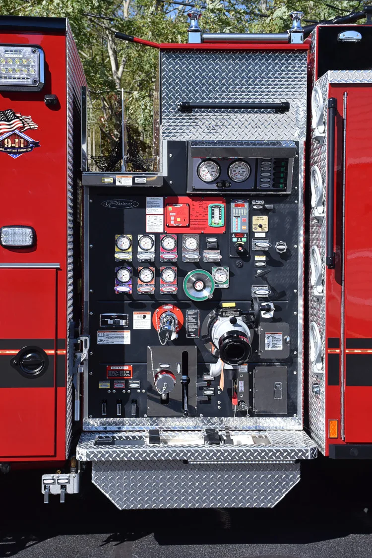 Pierce Enforcer exterior view, photo 23 of 26