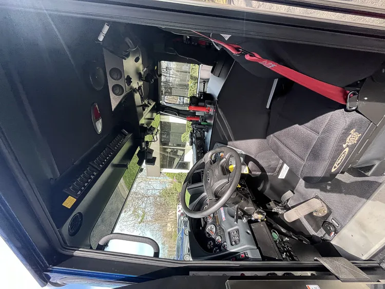 Pierce Enforcer Pumper exterior view, photo 24 of 28