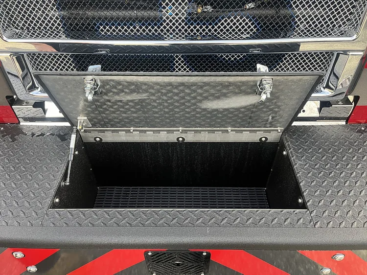 Pierce Enforcer Pumper exterior view, photo 7 of 28