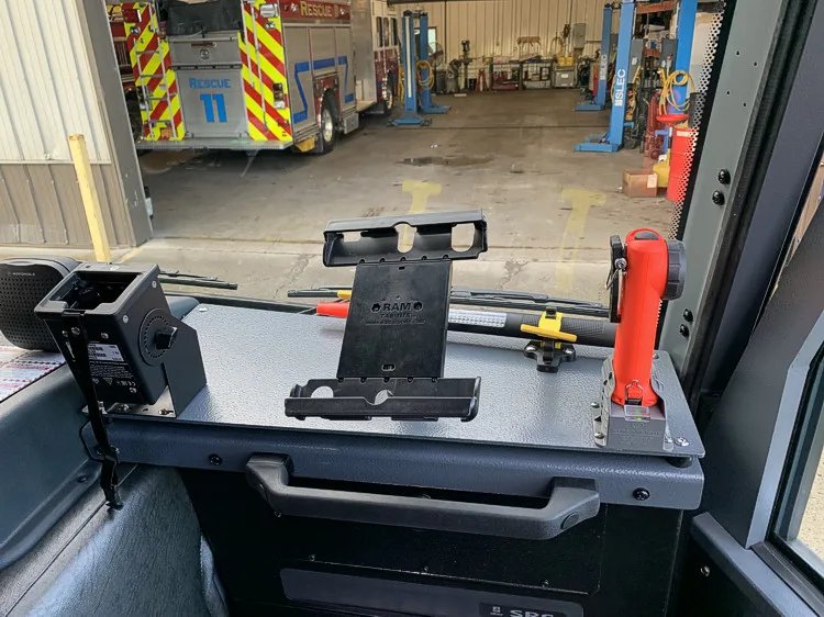 Pierce Velocity Pumper exterior view, photo 11 of 27