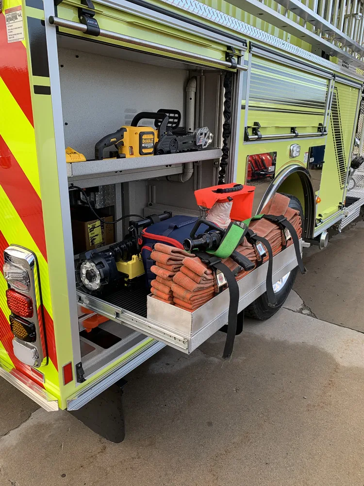 Pierce Velocity Pumper exterior view, photo 15 of 27