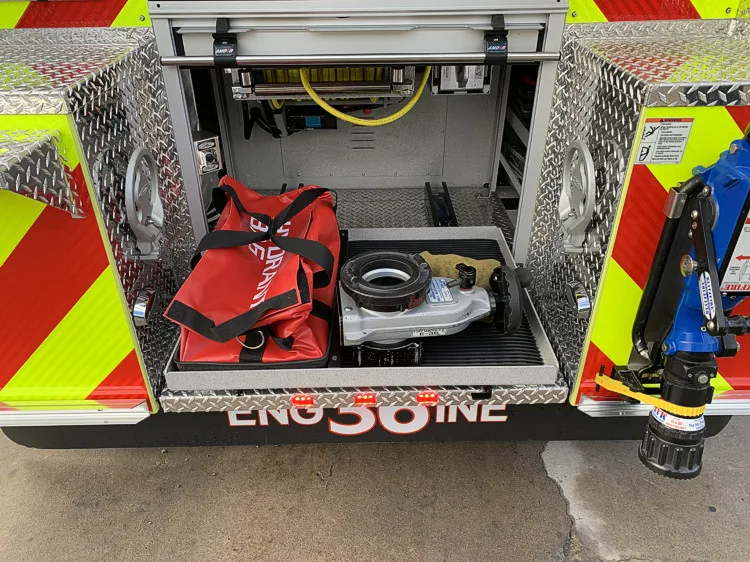 Pierce Velocity Pumper exterior view, photo 18 of 27