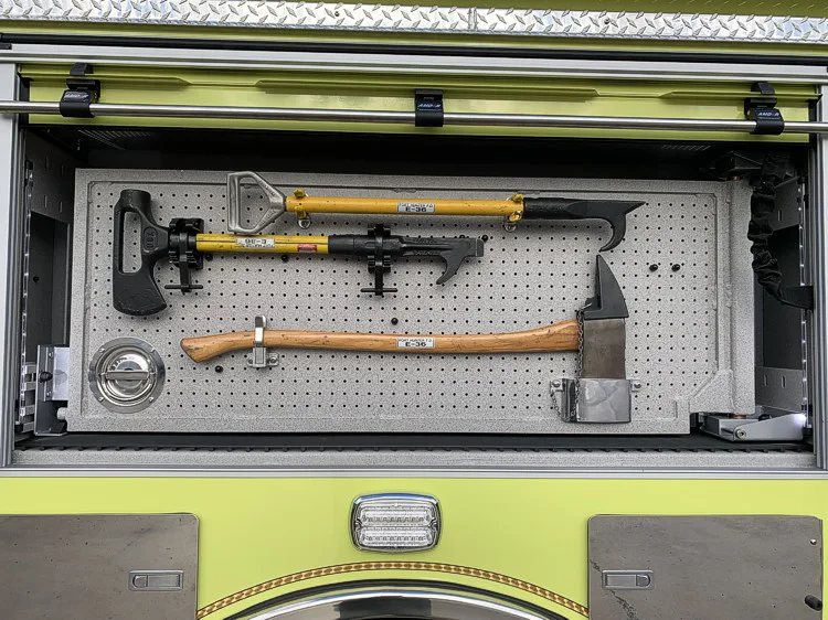 Pierce Velocity Pumper exterior view, photo 23 of 27