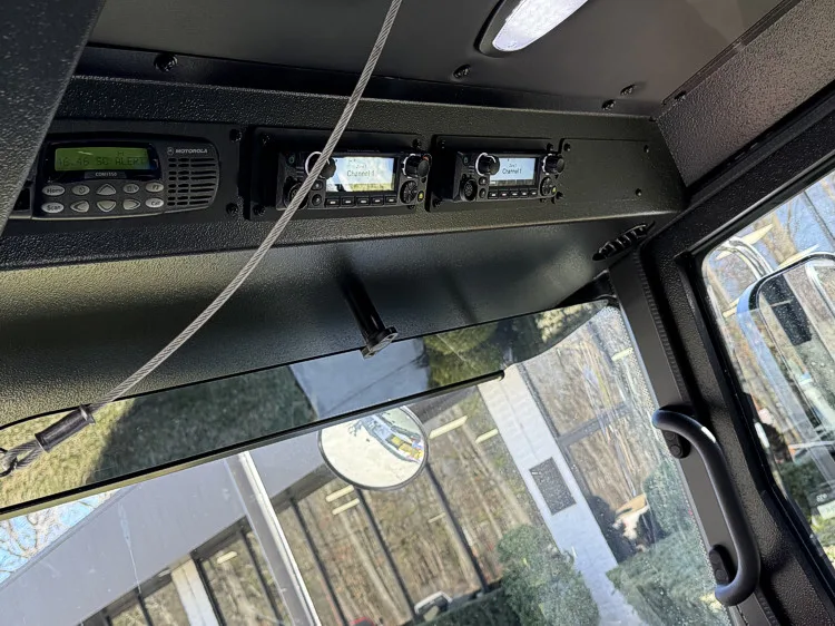 Pierce Saber Aerial exterior view, photo 13 of 37