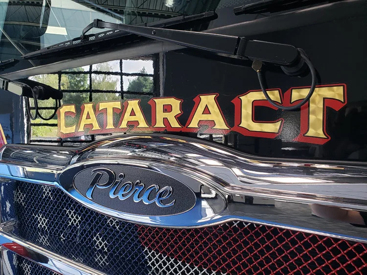 Front grille close-up showing CATARACT script and Pierce badge