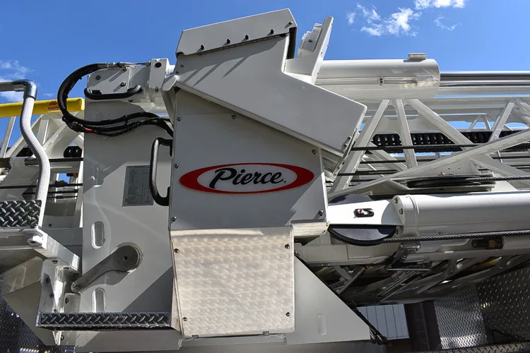 Pierce Velocity exterior view, photo 22 of 38