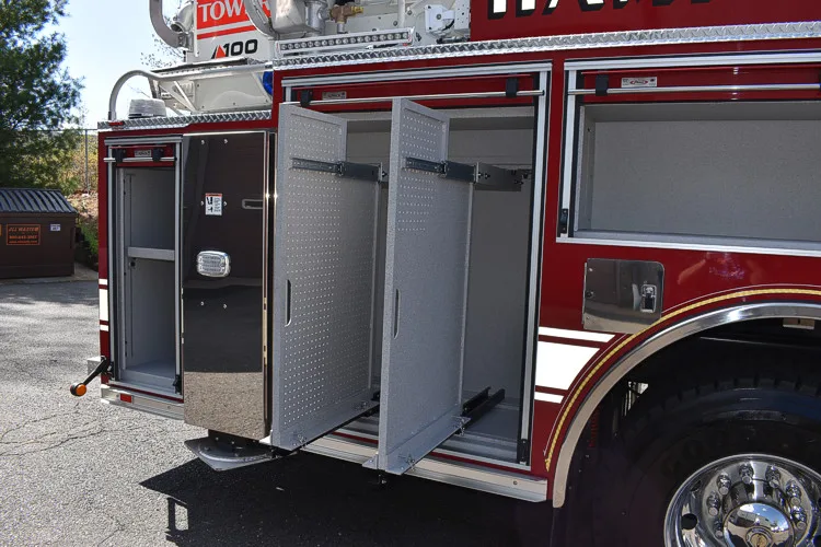 Pierce Velocity exterior view, photo 8 of 38