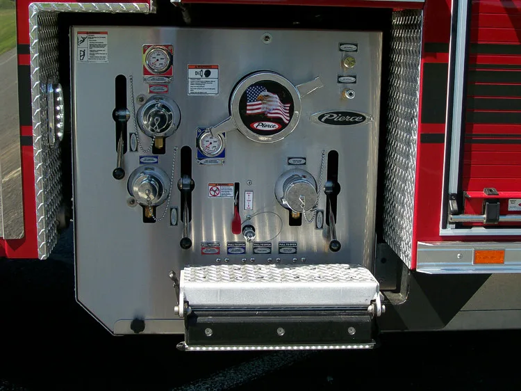 Pierce Arrow exterior view, photo 21 of 29