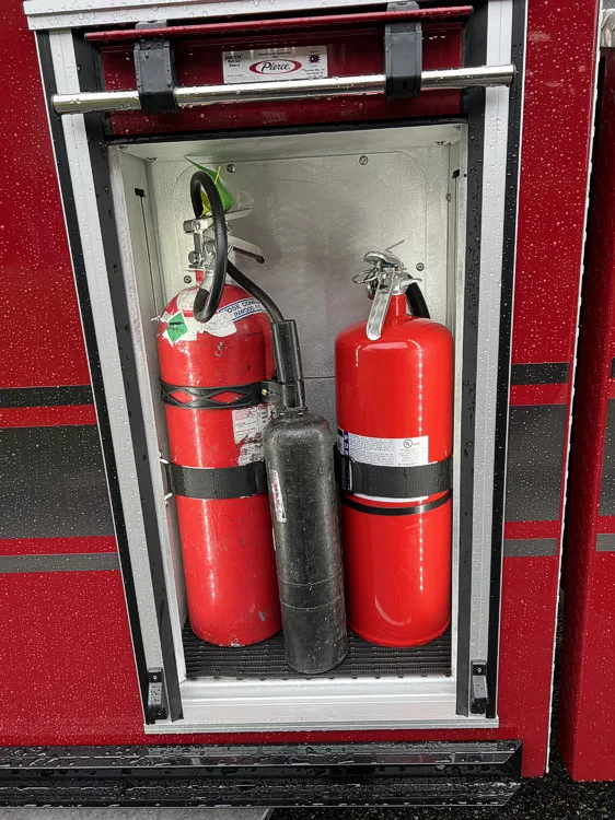 Pierce Velocity Aerial exterior view, photo 24 of 30