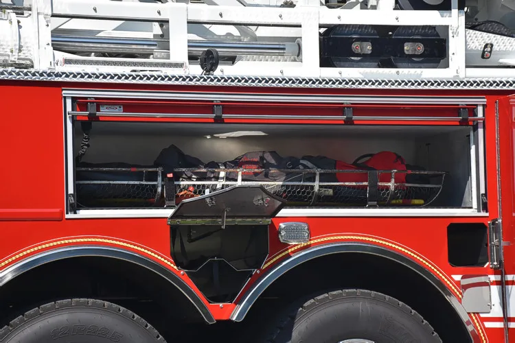 Pierce Velocity exterior view, photo 14 of 26