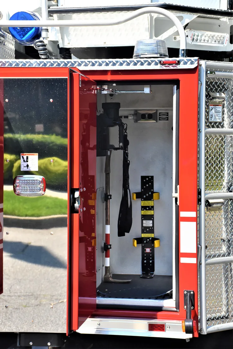 Pierce Velocity exterior view, photo 20 of 26