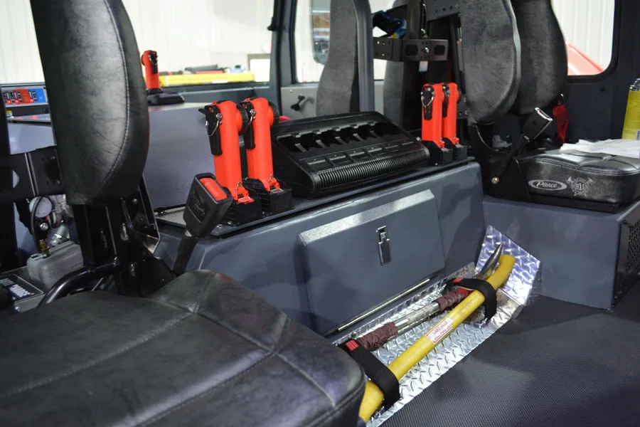 Pierce Enforcer Pumper exterior view, photo 16 of 41