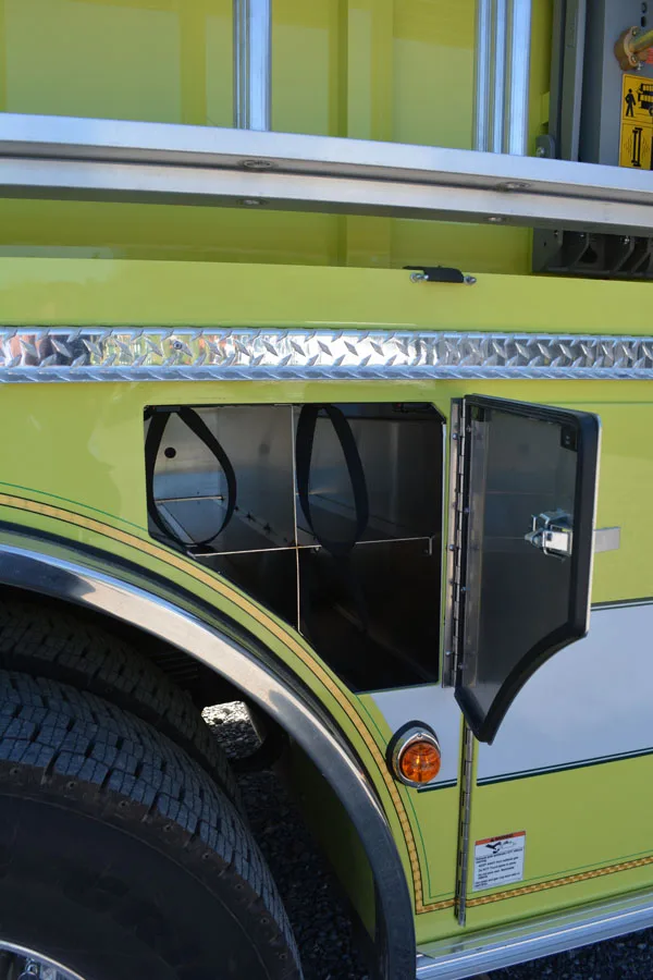 Pierce Enforcer Pumper exterior view, photo 15 of 59