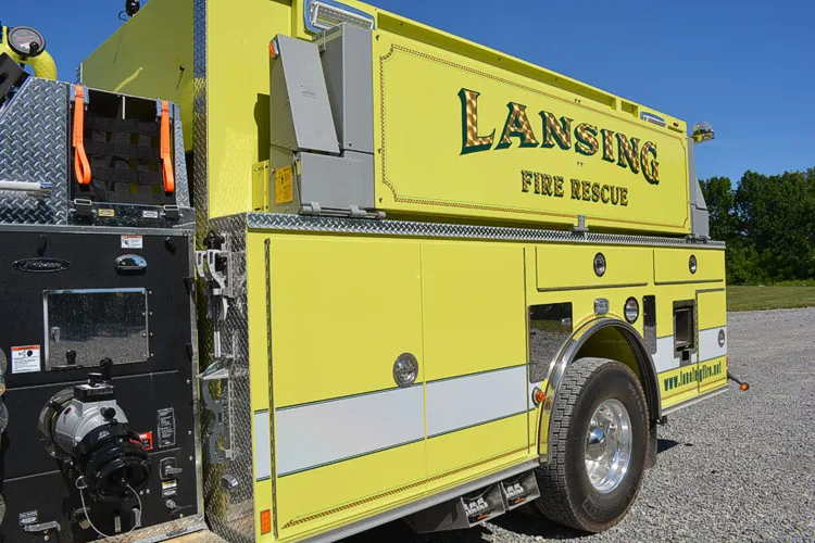 Pierce Enforcer Pumper exterior view, photo 21 of 59