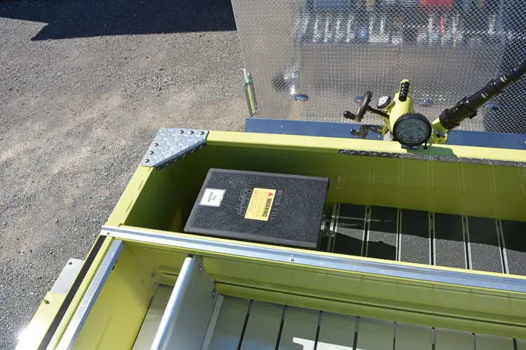 Pierce Enforcer Pumper exterior view, photo 45 of 59