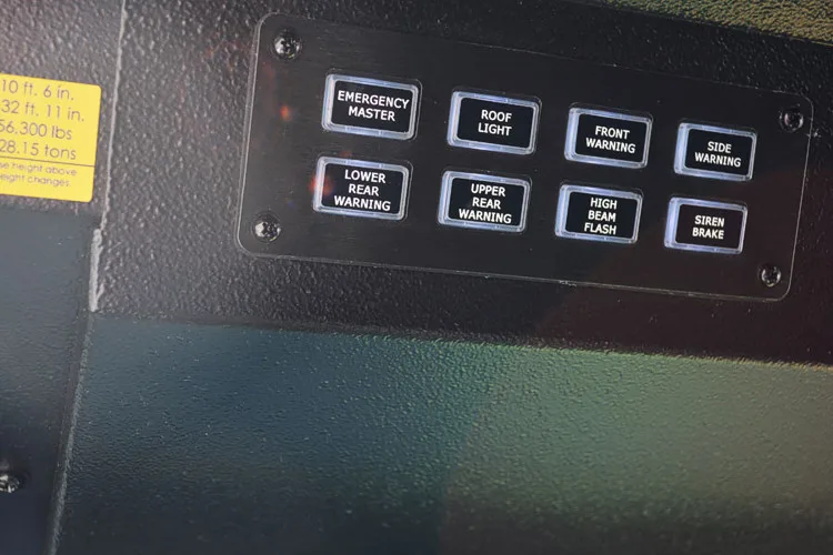 Pierce Enforcer Pumper exterior view, photo 55 of 59