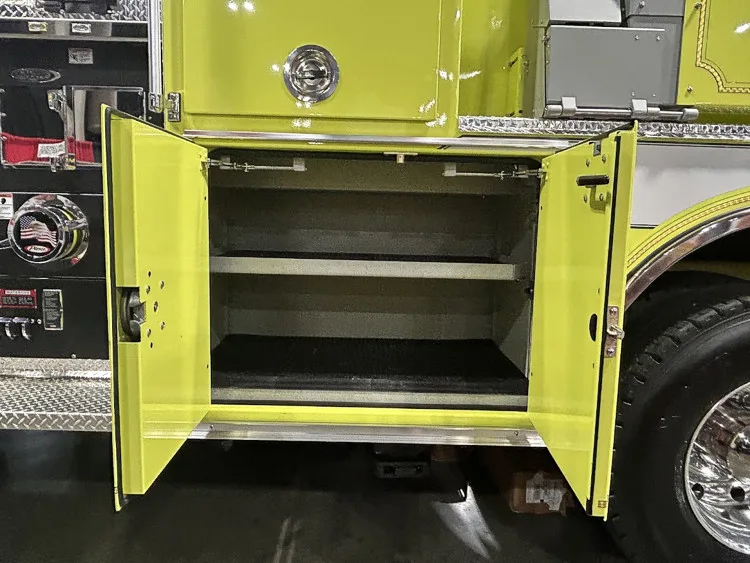 Pierce Velocity Pumper exterior view, photo 18 of 38