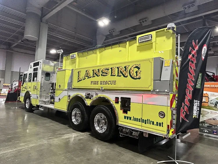 Pierce Velocity Pumper exterior view, photo 2 of 38