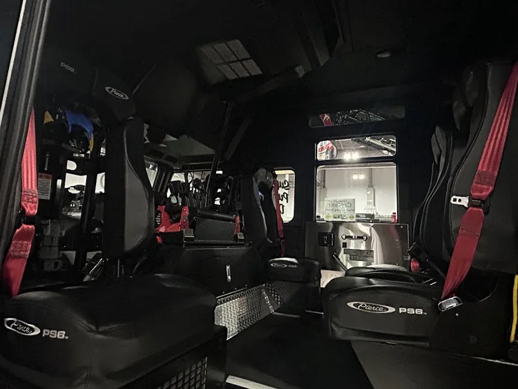 Pierce Velocity Pumper exterior view, photo 24 of 38