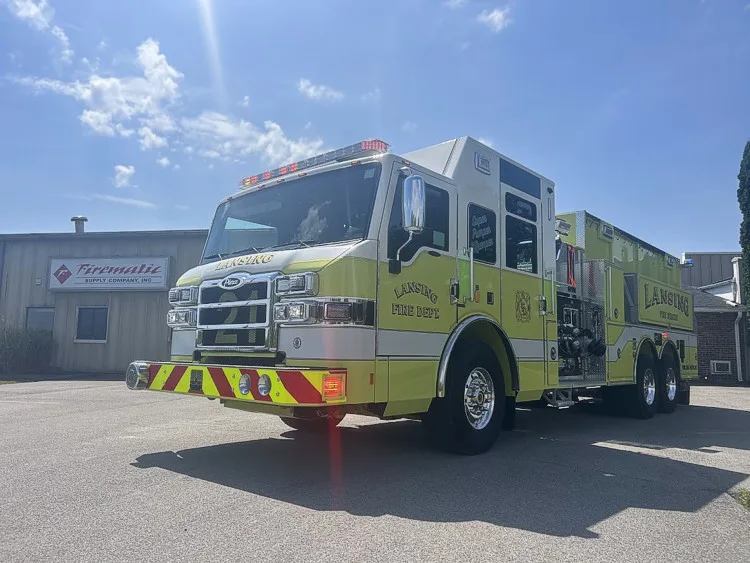Pierce Velocity Pumper exterior view, photo 32 of 38