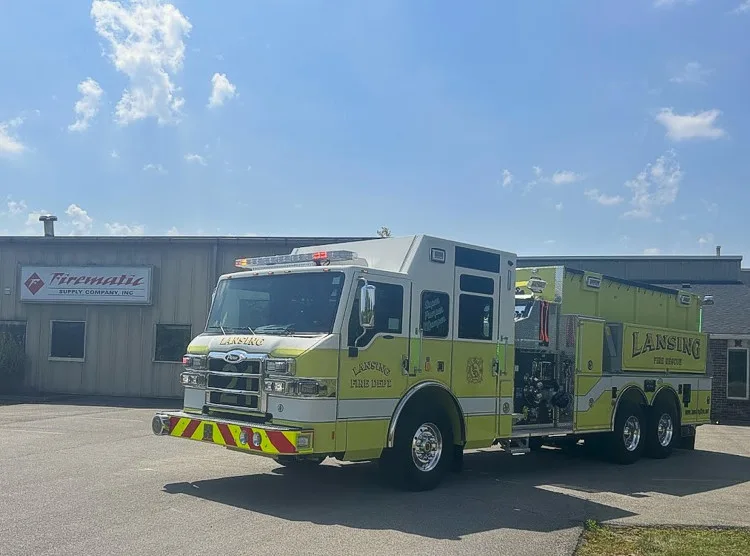 Pierce Velocity Pumper exterior view, photo 34 of 38