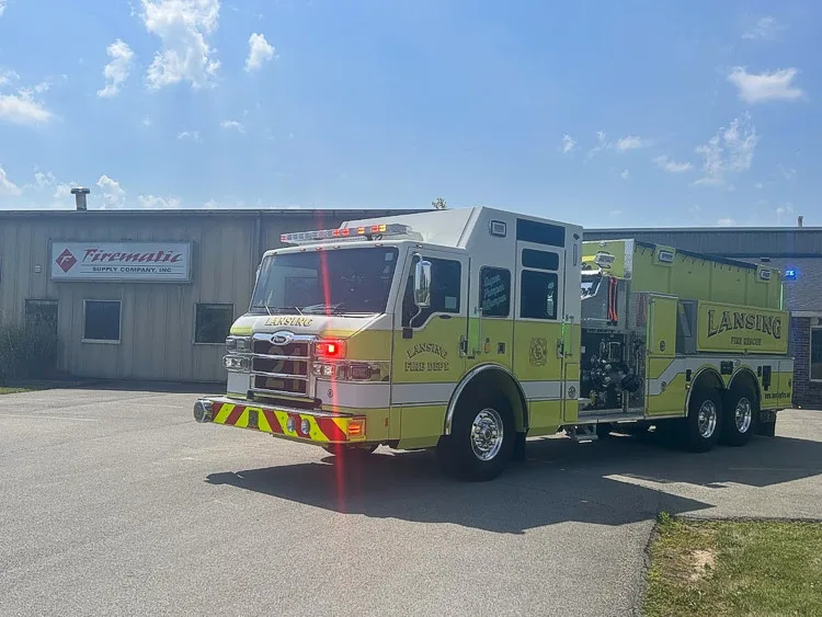 Pierce Velocity Pumper exterior view, photo 35 of 38