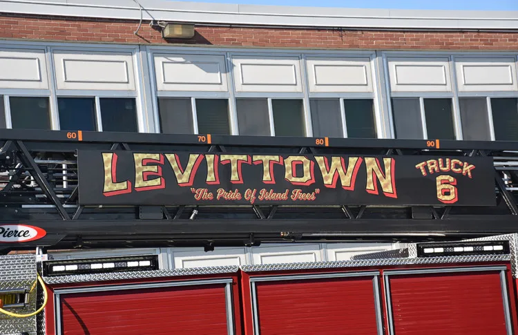 Pierce Arrow exterior view, photo 4 of 54