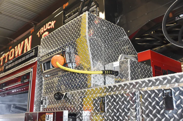 Pierce Arrow exterior view, photo 40 of 54