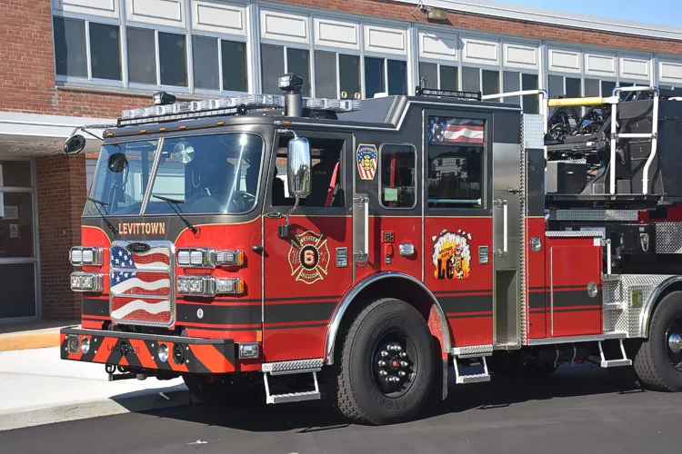 Pierce Arrow exterior view, photo 7 of 54