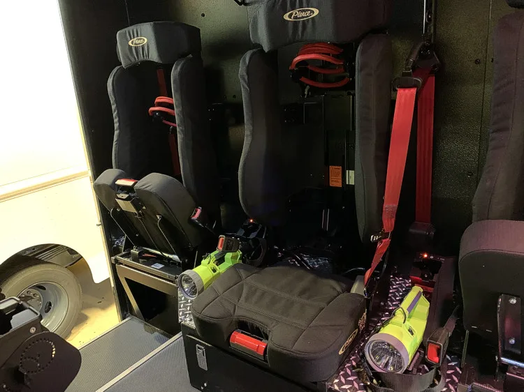 Pierce Arrow Pumper exterior view, photo 13 of 50