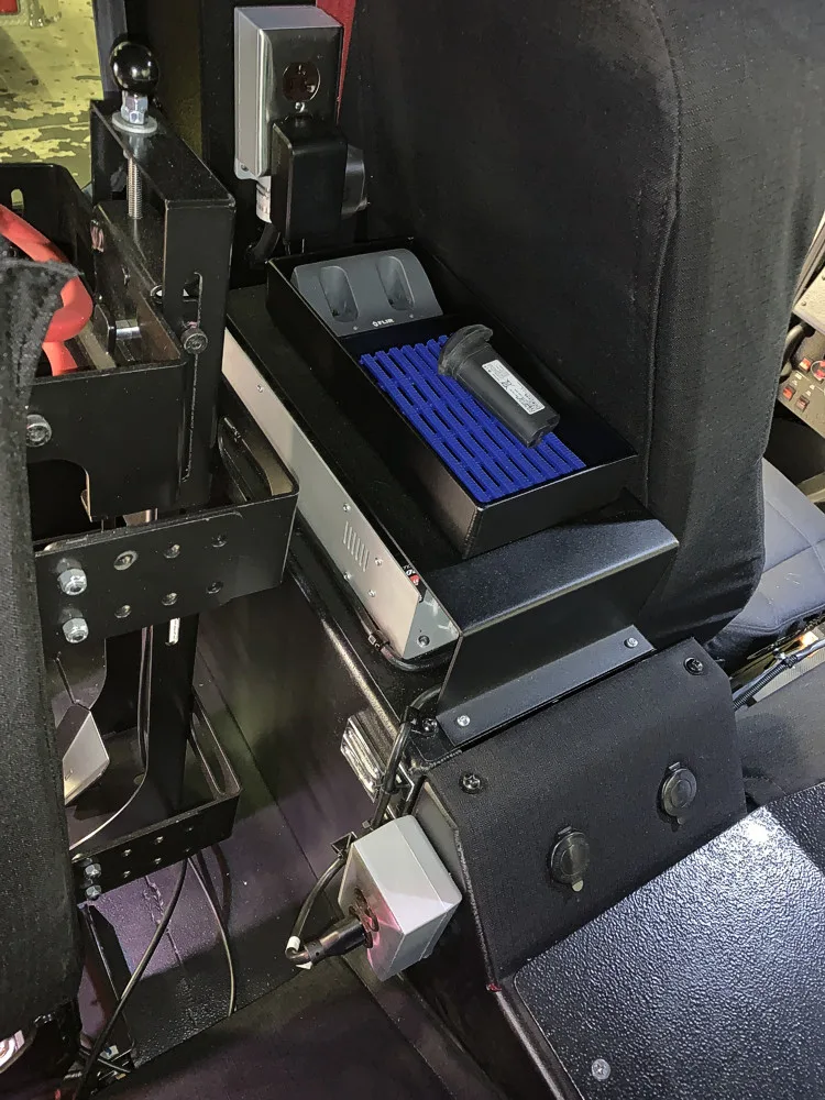 Pierce Arrow Pumper exterior view, photo 29 of 50