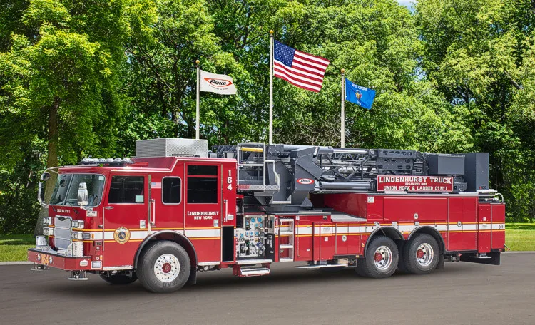 Pierce Arrow Pumper exterior view, photo 3 of 50