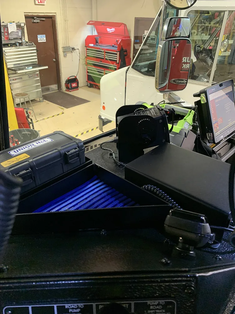 Pierce Arrow Pumper exterior view, photo 34 of 50