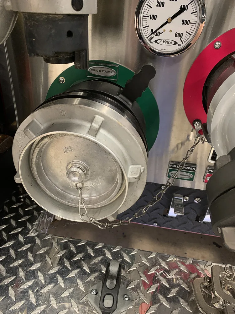 Pierce Arrow Pumper exterior view, photo 46 of 50