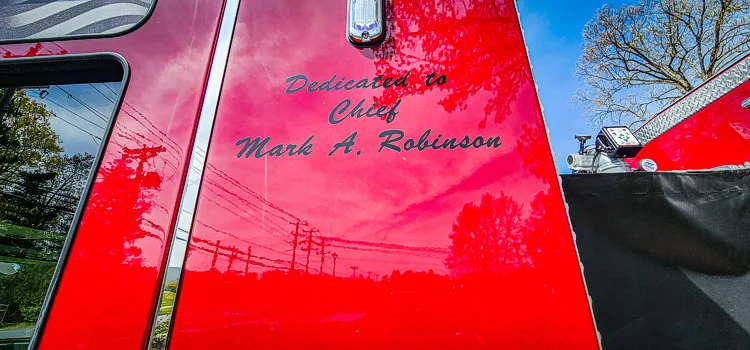 Pierce Enforcer Pumper exterior view, photo 16 of 70