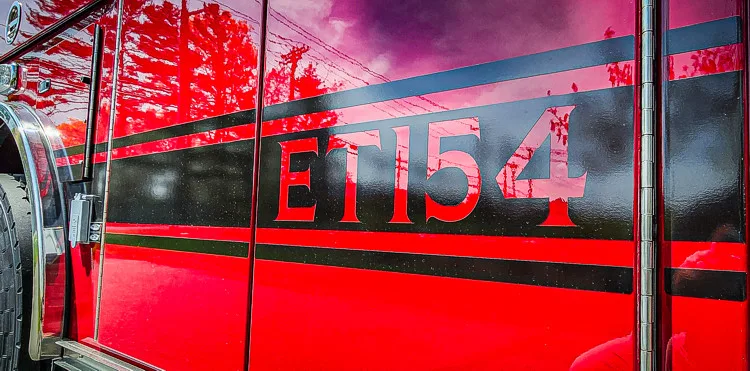 Pierce Enforcer Pumper exterior view, photo 31 of 70