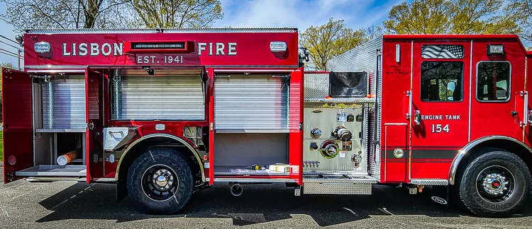 Pierce Enforcer Pumper exterior view, photo 48 of 70