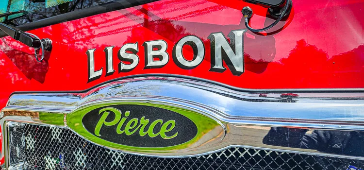 Pierce Enforcer Pumper exterior view, photo 5 of 70