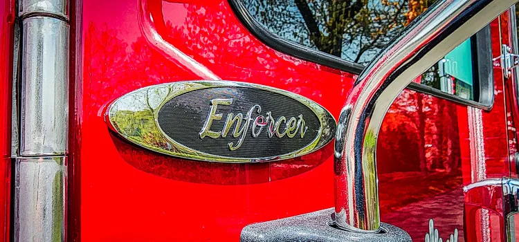 Pierce Enforcer Pumper exterior view, photo 6 of 70