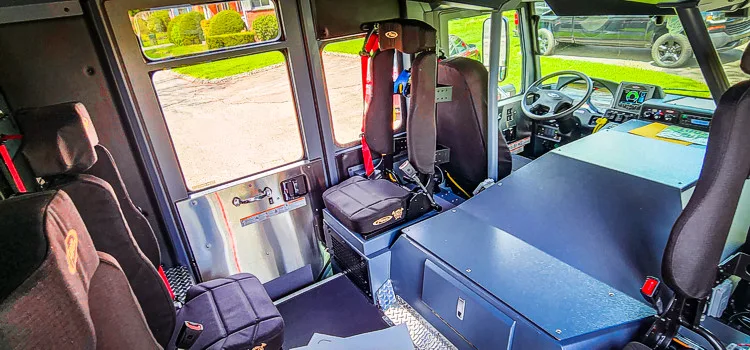 Pierce Enforcer Pumper exterior view, photo 64 of 70