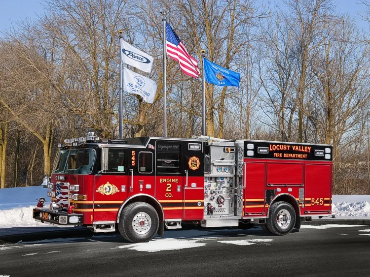 Pierce Arrow Pumper exterior view, photo 2 of 3